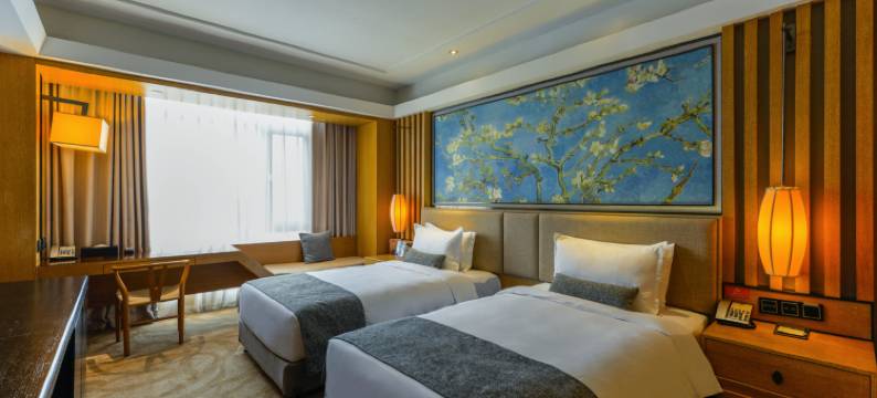 辰玺酒店(高铁东站CBD会展中心店)图片