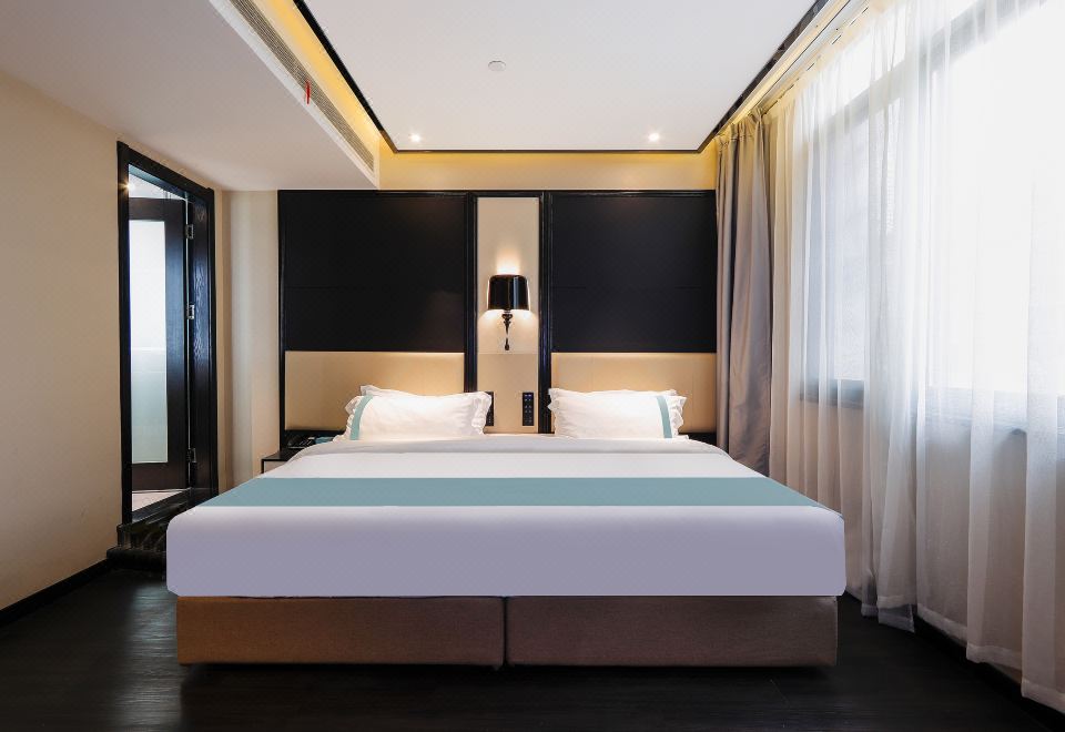 Xana Hotelle Hotel (Gaoyou City Government) Hotel Overview