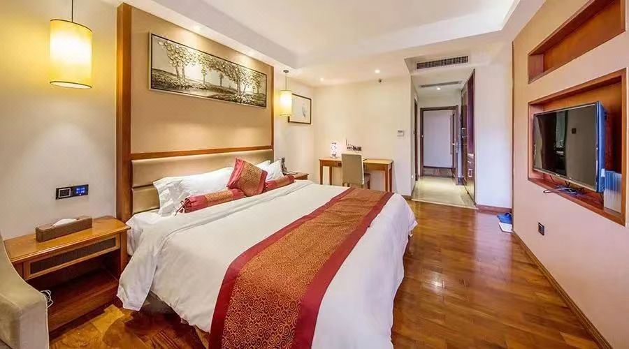 Yihua Riverview Hot Spring Holiday Hotel Hotel Overview