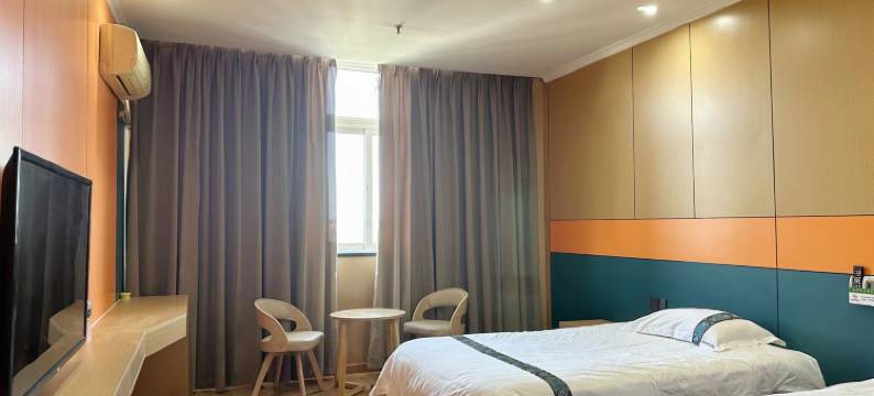 伊宁威港商旅酒店(喀赞其汉人街大巴扎店)图片