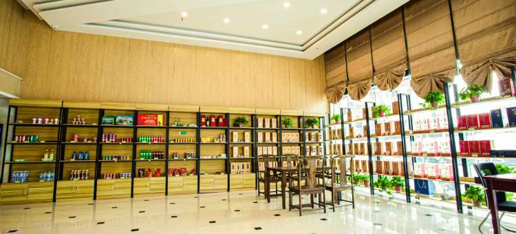 如家睿柏·云酒店(金湖苏宁易购广场店)图片