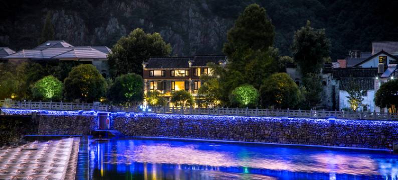 杭州青山影全屋智能180°山居湖景咖啡美宿(富阳龙鳞坝景区店)图片