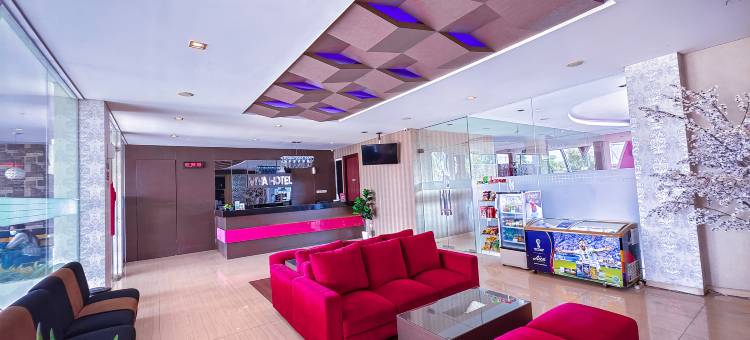 吉打里维瓦酒店 - 阿扎纳精选(Viva Hotel Kediri, Azana Hotel Collection)图片