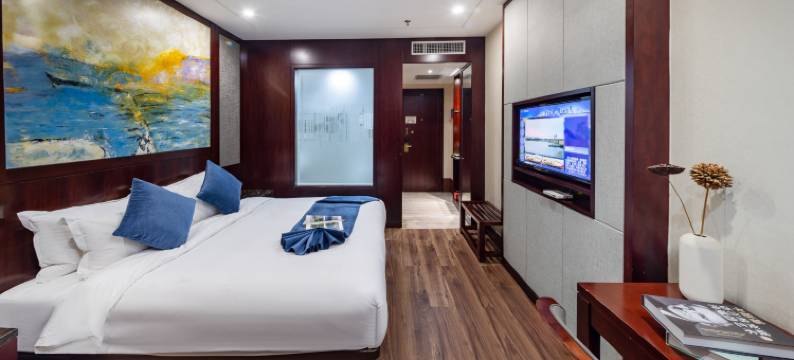 汉水山居酒店(丹江口均州老街店)图片