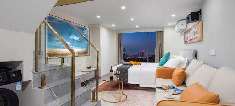 瑞豪LOFT酒店(高铁南站国际会展中心店)图片