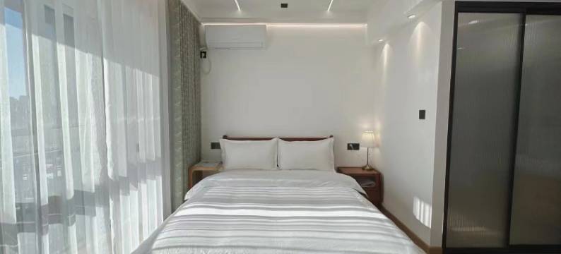 荷花塘民宿(宽城万达店)图片