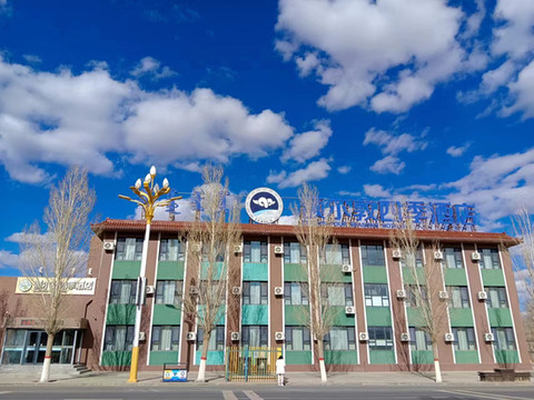 阿巴嘎旗额尔敦四季酒店