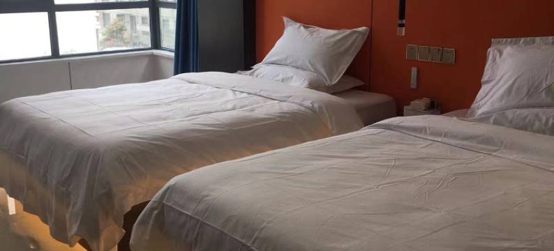 琴治精品酒店(梨苑山庄龙湖壹号店)图片