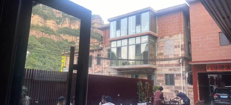 林州众里观山民宿(石板岩太行大峡谷售票处店)图片