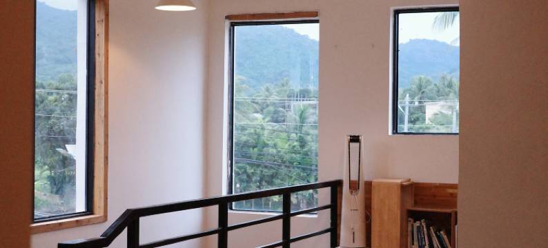 ROOTS小妖精民宿(万宁日月湾店)图片