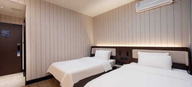 汉庭酒店(上海金桥台儿庄地铁站店)图片