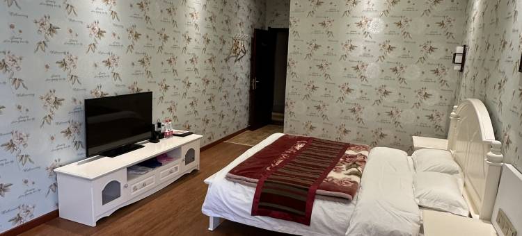 碌曲郎木寺德吉旺木客家图片