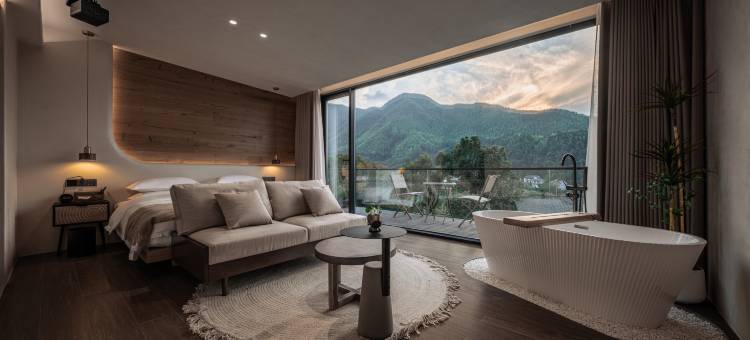 藏绿阁·CANGLVGE设计师美墅(安吉龙王山漂流店)图片