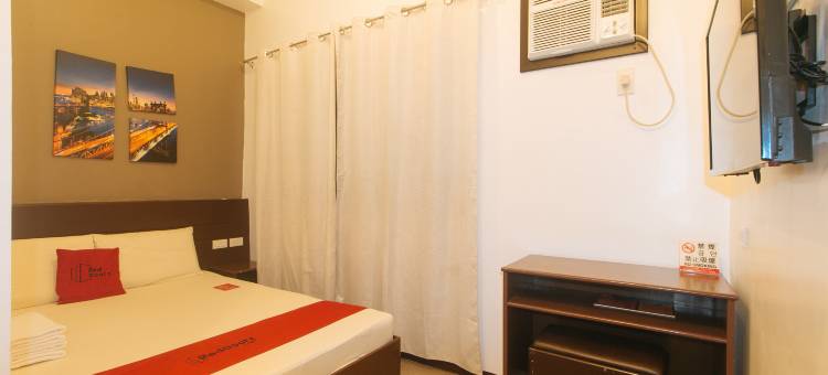 马蒂纳红多兹旅行者酒店(RedDoorz @ Traveler Inn Matina)图片