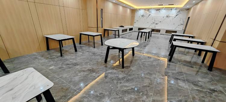 白玉兰酒店(沈阳沈北大学城方特店)图片