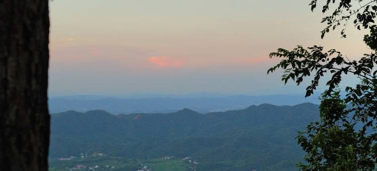 星空旅人野奢度假民宿(长沙县开元寺紫竹山景区店)图片