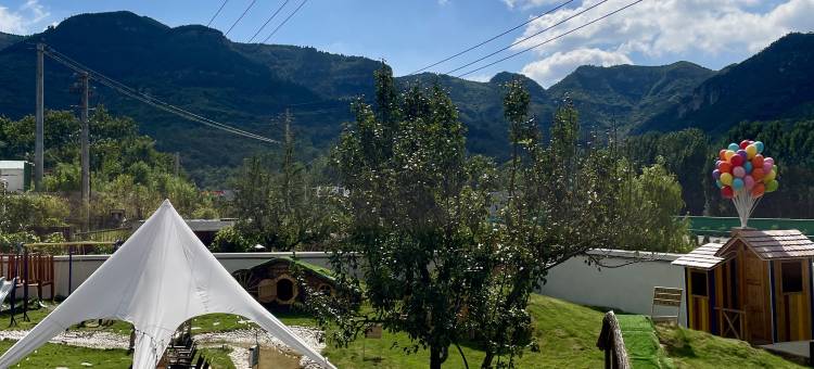 向云端南山小院图片