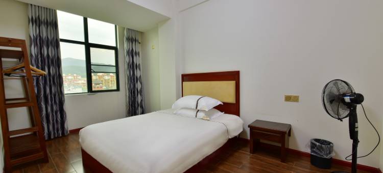 勐腊宝乐大酒店图片