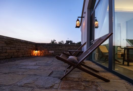 Yellow River Qiankun B&B Hotel Overview