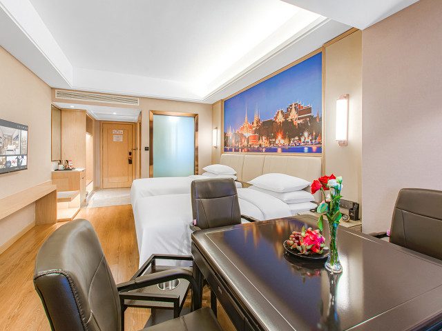 Vienna International Hotel (Pingxiang Yuhu Road Branch)Over view