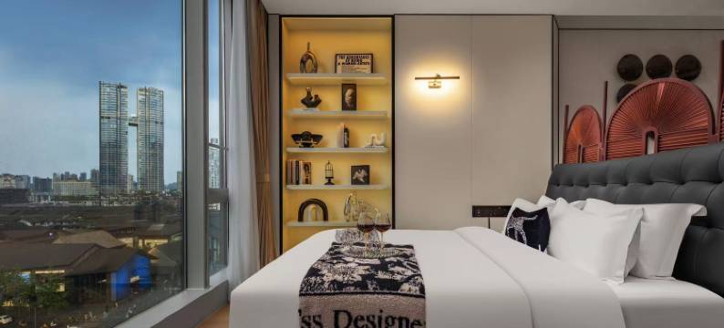 盈嘉･云曦天际S高空设计师酒店(成都太古里旗舰店)图片