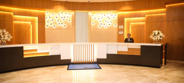 郁金香马詹酒店及套房塞拉莱(Tulip Inn Majan Hotel)图片