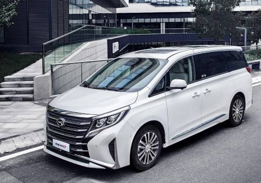 花筑·栾川观山月民宿(老君山中灵索道店)图片