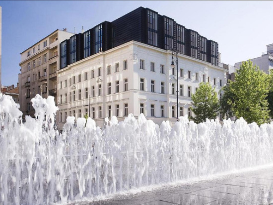 布达佩斯洲至奢选维诺公馆