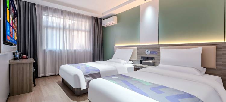 轻住·悦享酒店(西安南长安街航天城地铁站店)图片