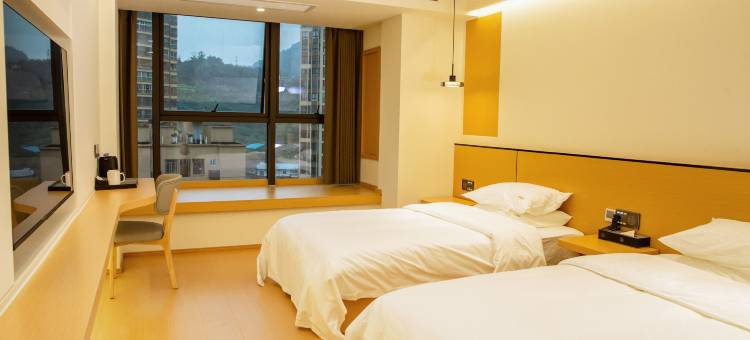 合江若妍民宿(金融商业中心美荔城店)图片