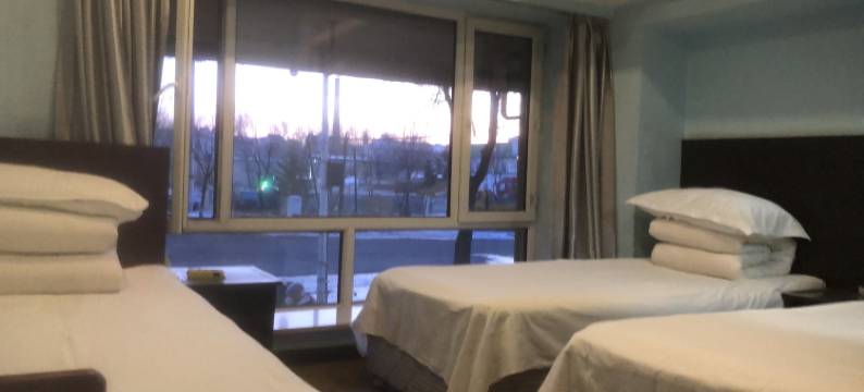 北岛时尚快捷宾馆(牡丹江通乡路店)图片