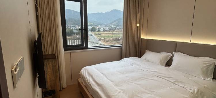 庐山溪岸小舍图片