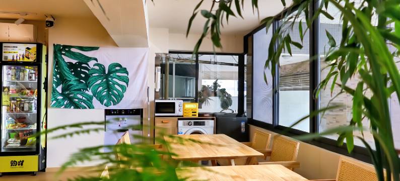 BAMBOO斑驳青年旅舍(成都火车南站店)图片