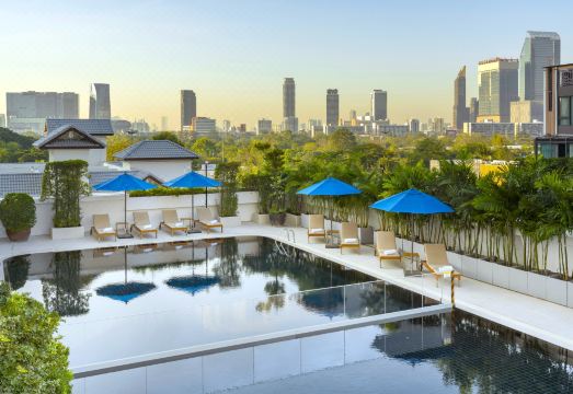 素坤逸10号中心点酒店外景图