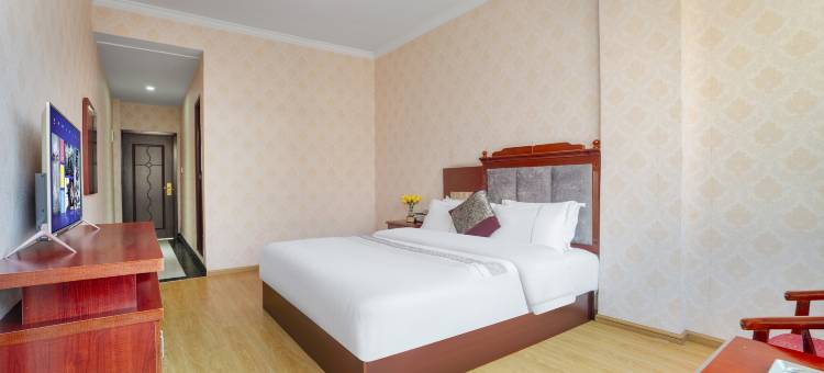 易门龙泉国家森林公园景区四季春酒店(龙泉文化广场店)图片