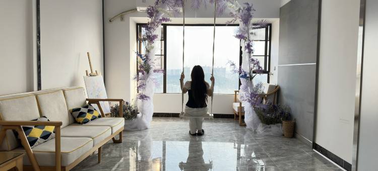 雅思阁·YourLove公寓(阳江共青湖公园金山路店)图片