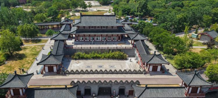 白玉兰酒店(洛阳洛邑古城应天门店)图片