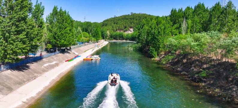 易县百泉花园饭店图片
