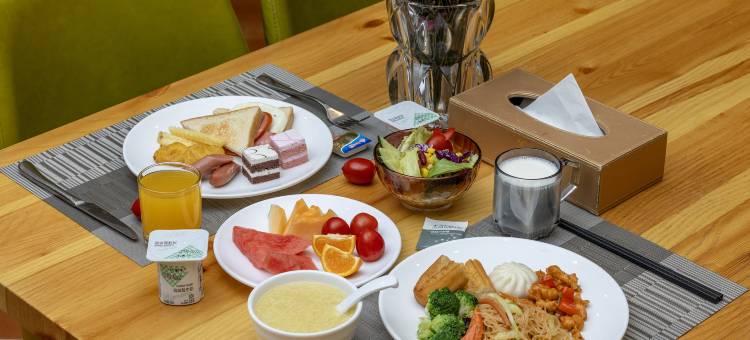 维也纳国际酒店(大连火车站市政府店)图片