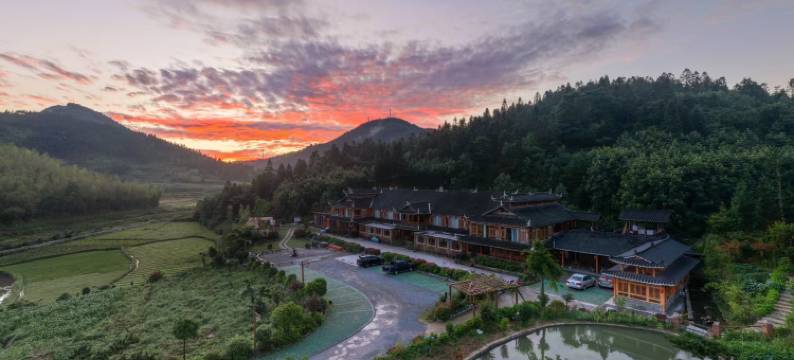 花瑶古寨假日山庄图片