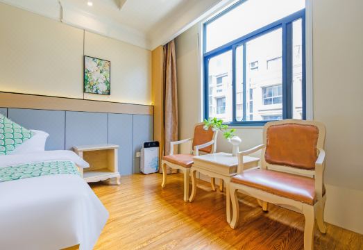 JInli Hotel Hotel Overview