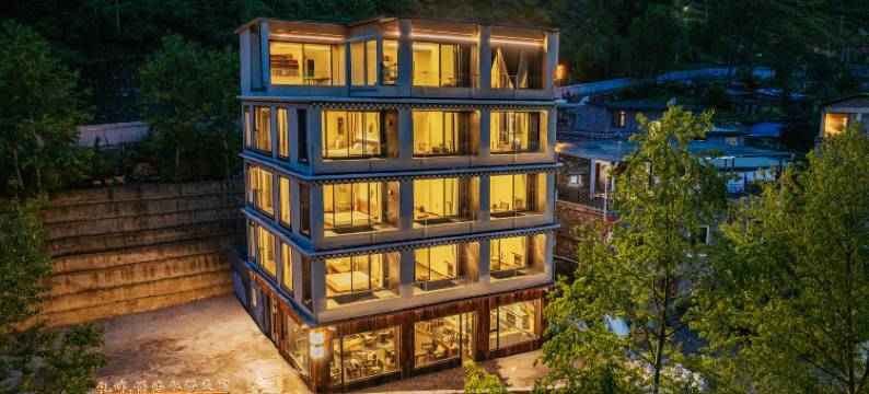 日上三竿丨礼畔·私汤villa(四姑娘山景区店)图片