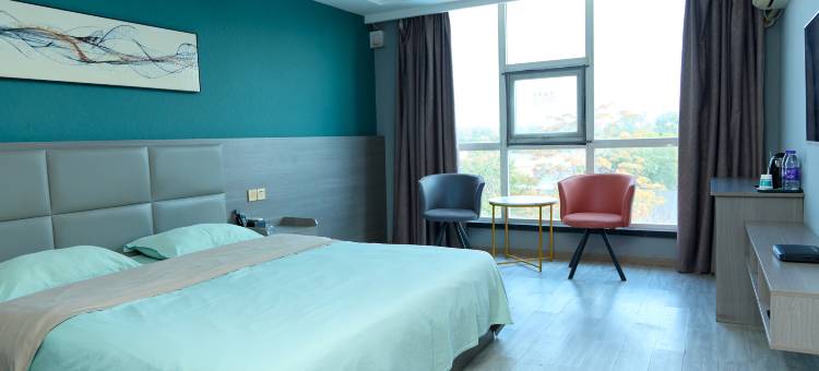 派柏·云酒店(台前金水路移动公司店)图片