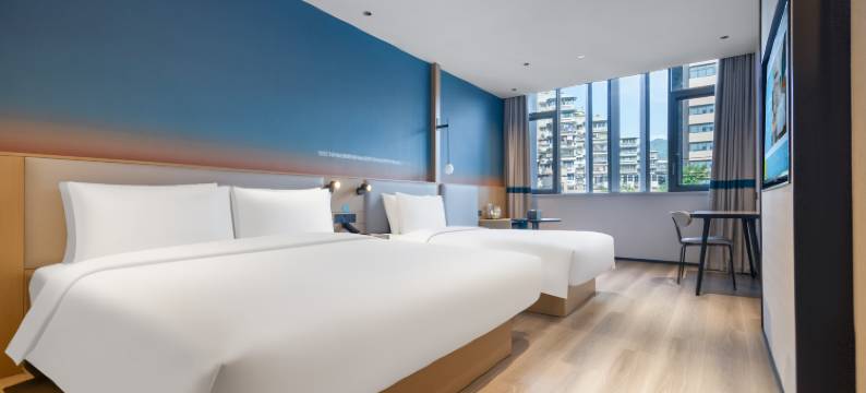 你好酒店(重庆解放碑小什字地铁站店)图片