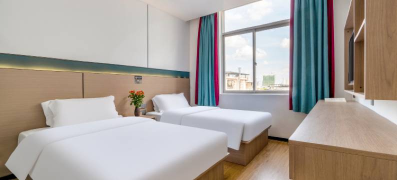 格子酒店(南宁富兴美食街东方广场店)图片