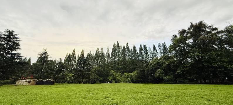 贵阳山屿民宿(十里河滩花溪公园地铁站店)图片
