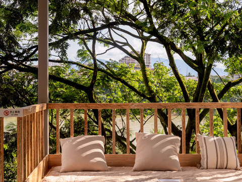 万桉听澜野奢度假设计师酒店