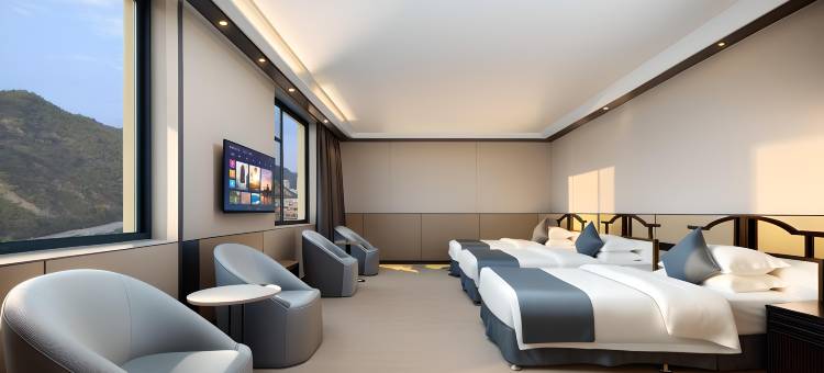 光阴故事丨寰宇金顶・Crown御景国际大酒店(栾川老君山凤凰天街店)图片