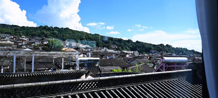北爱沈冰府民宿(和顺古镇店)图片