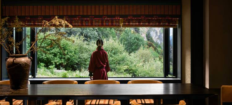 BORE亚丁般若秘境酒店图片